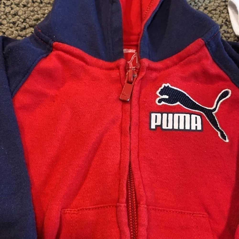 Puma Jacket & Onesie Set Size 6-9 Months in Like New Condition - Picture 2 of 7